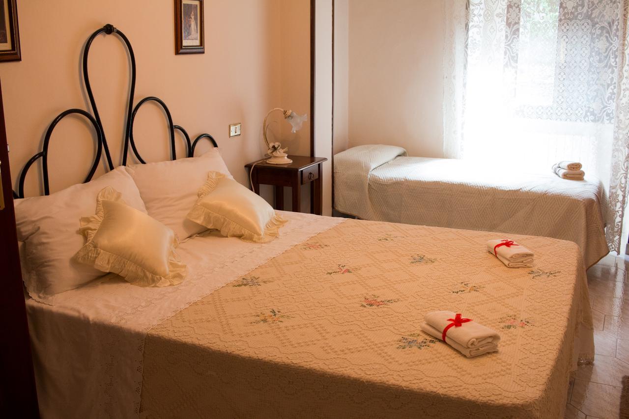 Il Mughetto Bed & Breakfast Celano Ngoại thất bức ảnh