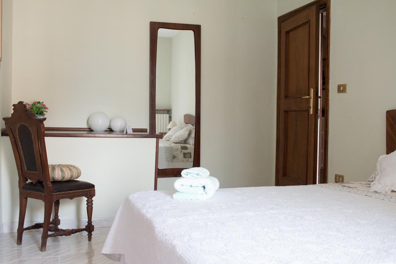 Il Mughetto Bed & Breakfast Celano Ngoại thất bức ảnh